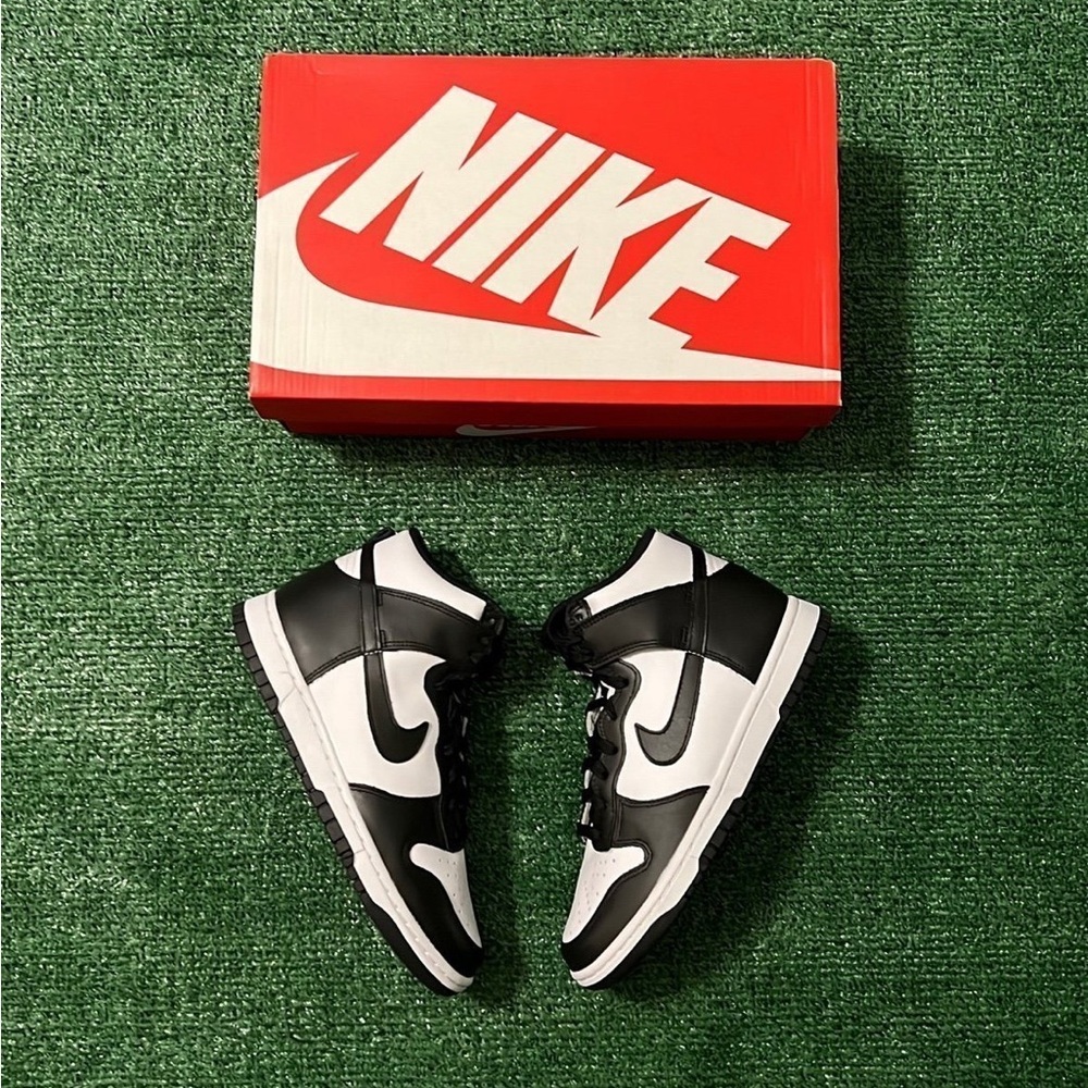 Nike High Top Panda Dunks Women’s Size 7